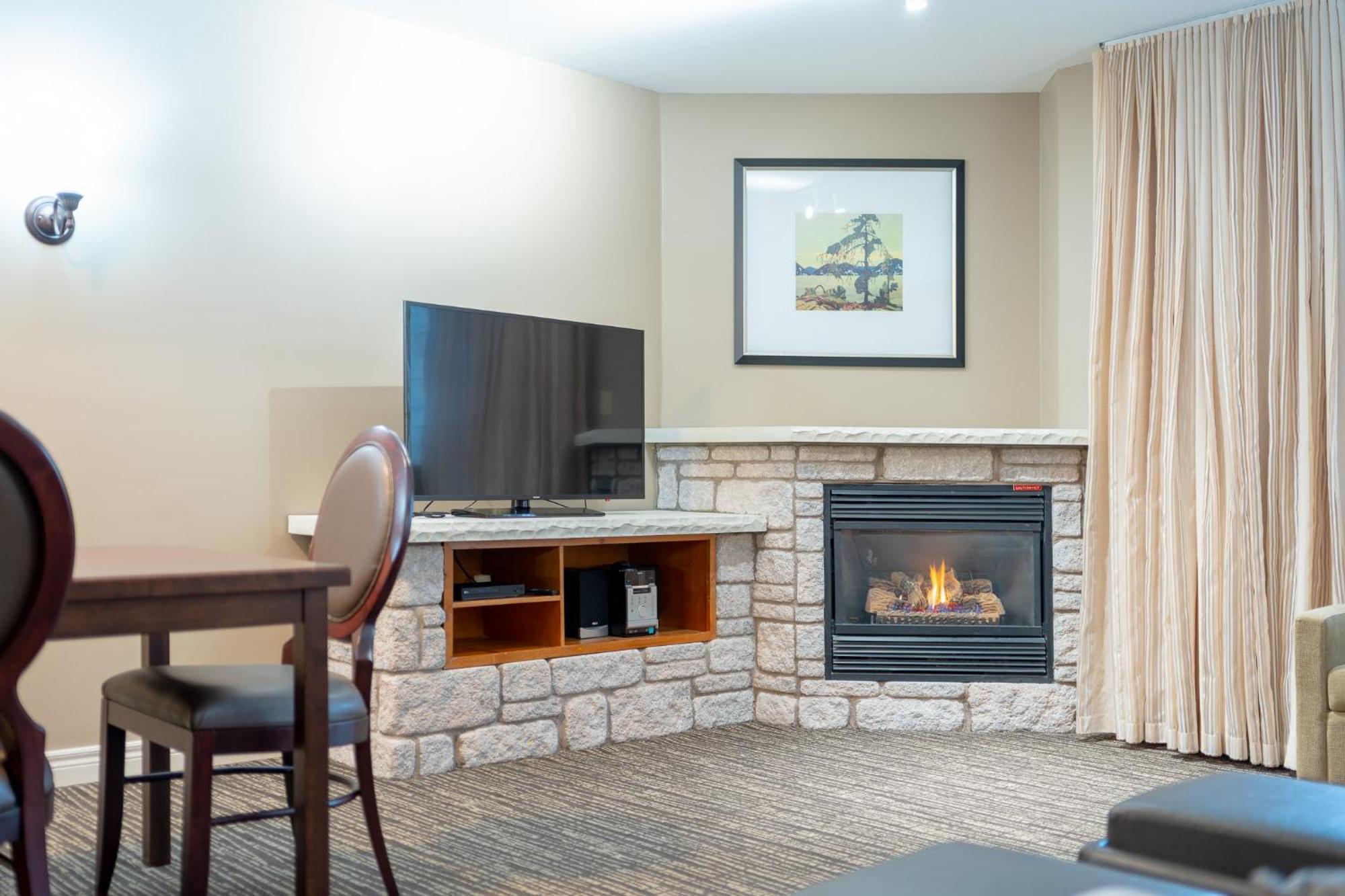Shanty Bay Horseshoe Valley Suites - The Azure מראה חיצוני תמונה