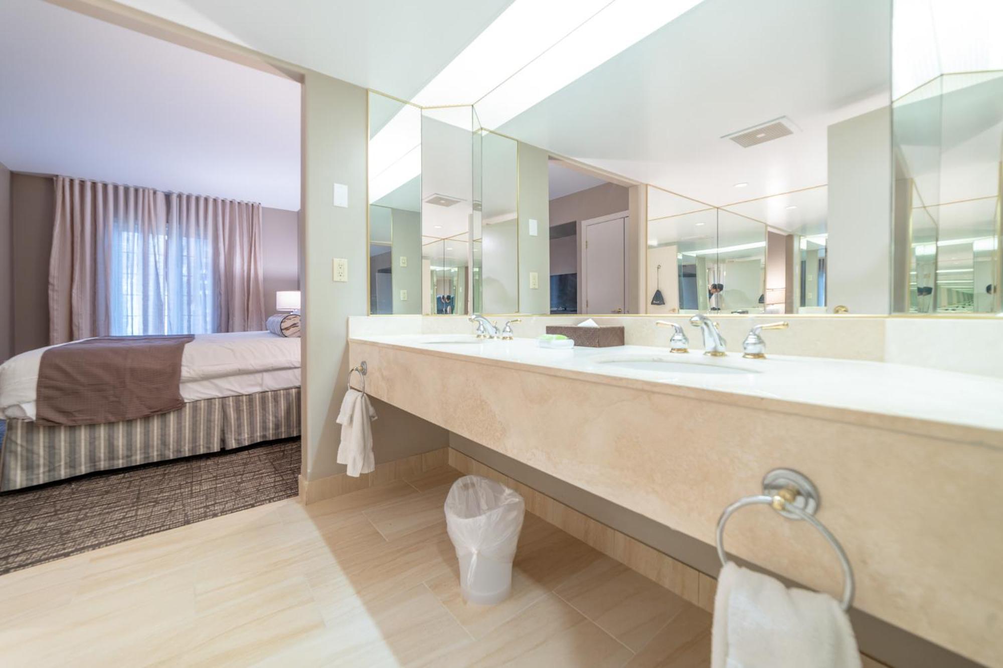 Shanty Bay Horseshoe Valley Suites - The Azure מראה חיצוני תמונה