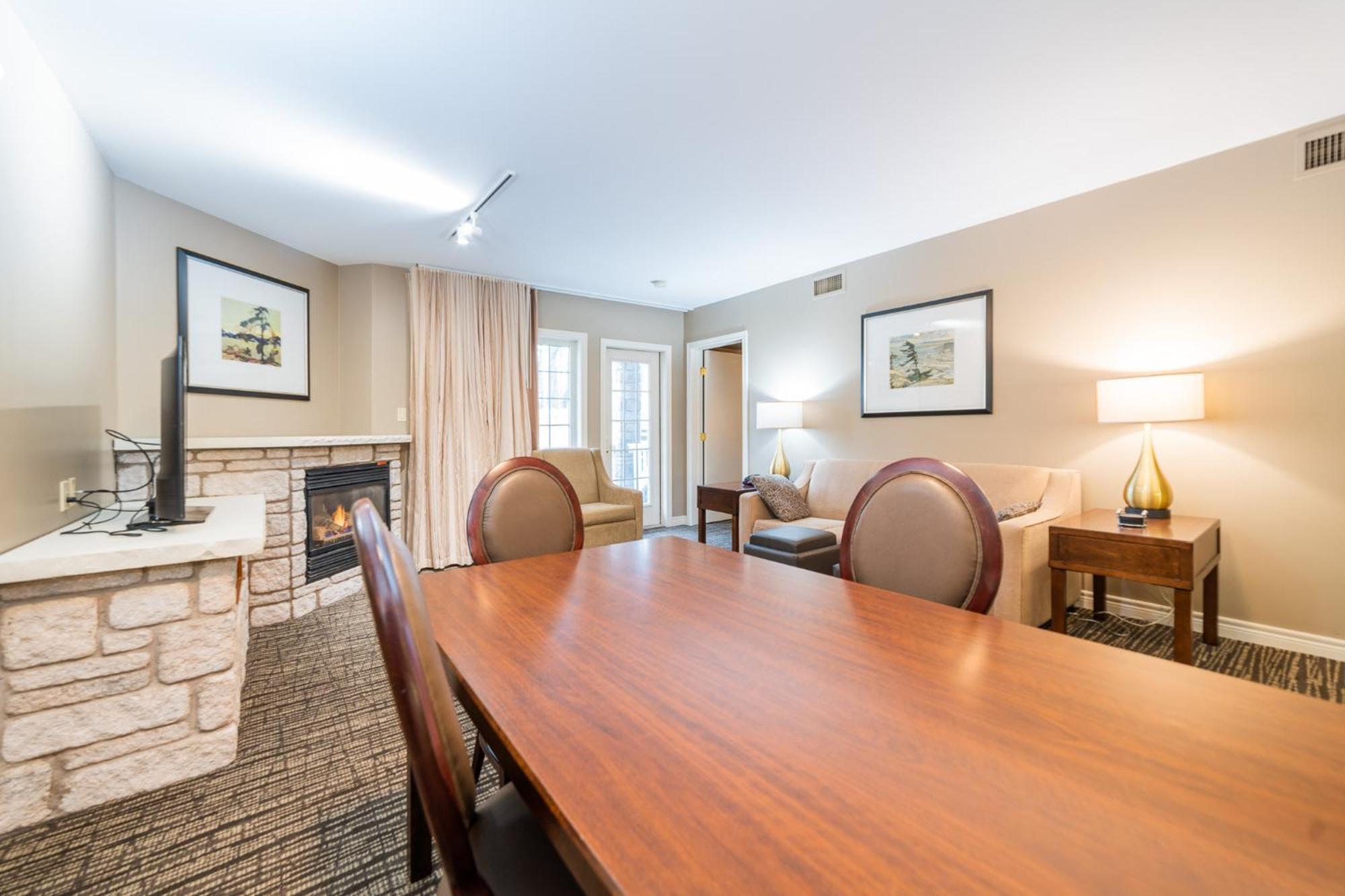 Shanty Bay Horseshoe Valley Suites - The Azure מראה חיצוני תמונה