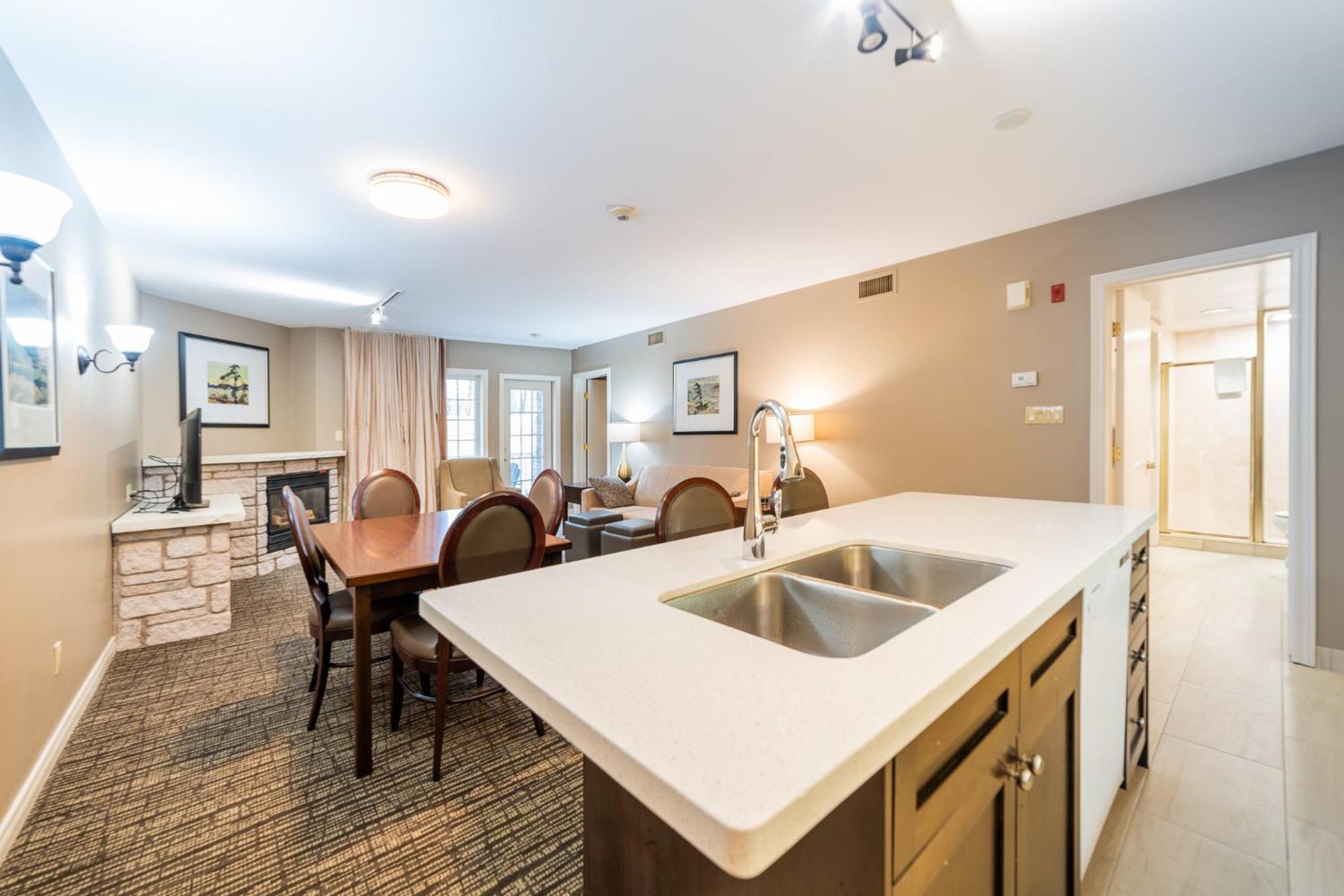 Shanty Bay Horseshoe Valley Suites - The Azure מראה חיצוני תמונה